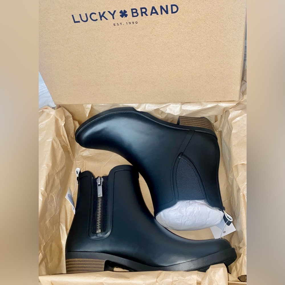 NWT NIB Lucky Brand Bunita Rainboots Sz 7 & 8